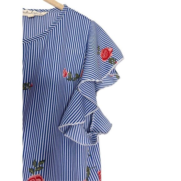 INDULGE | WOMEN’S CROP TIE FRONT BLOUSE TOP PINSTRIPES BLUE WHITE WITH ROSES M - Picture 3 of 7